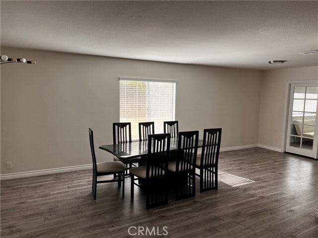 Building Photo - 1657 Meadow Glen Rd