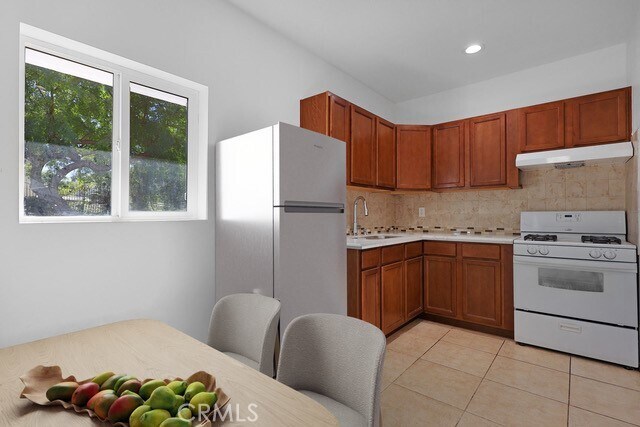 Building Photo - 5796 Fairhaven Ave