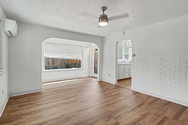 Building Photo - Winter Duplex - VPM215153W-4