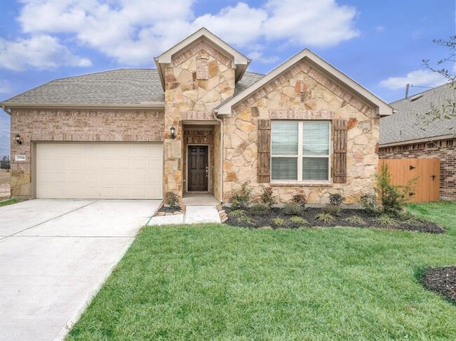 Primary Photo - 27986 Clear Pines Dr.