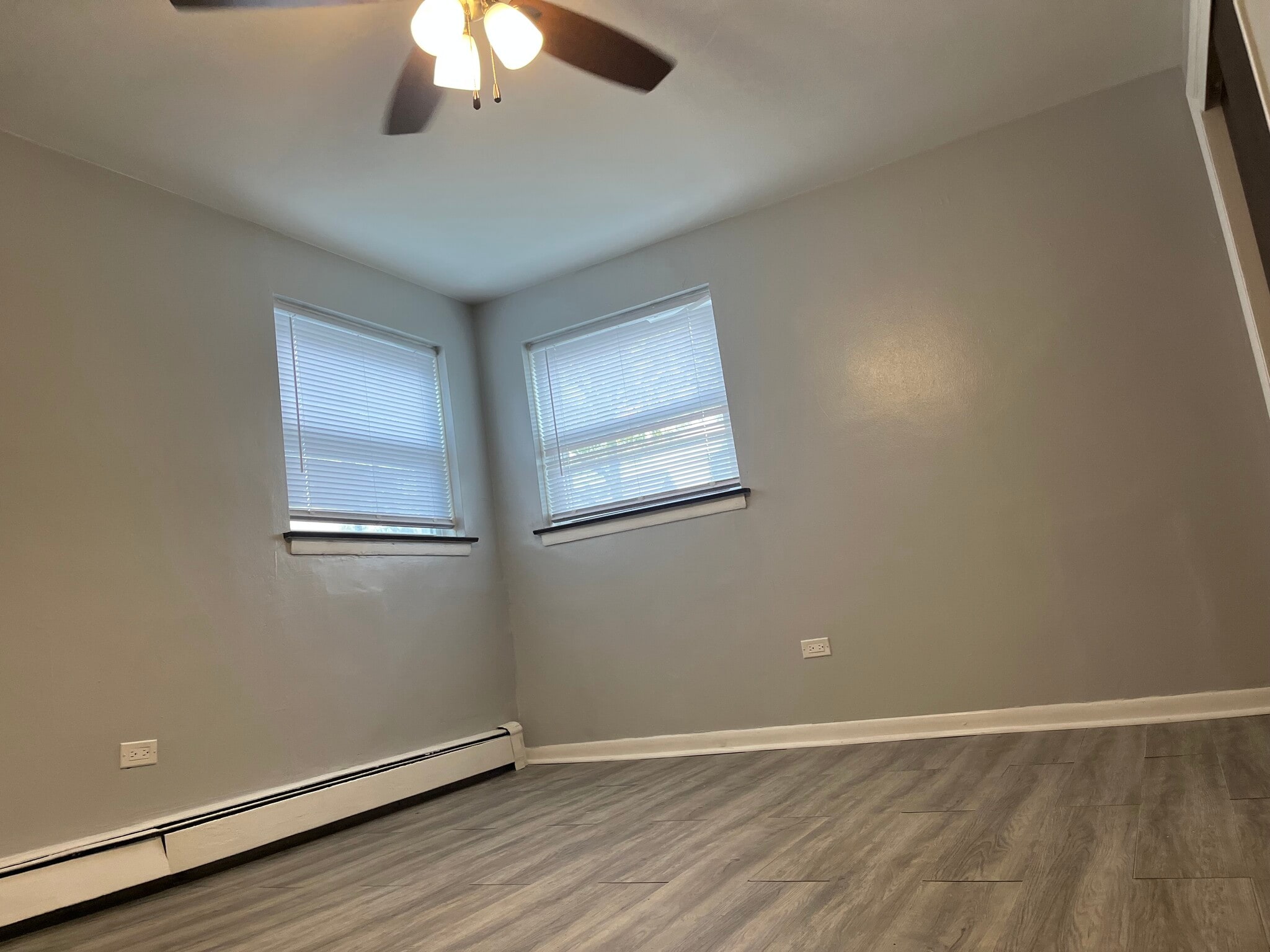 Building Photo - 3601 W 79th St