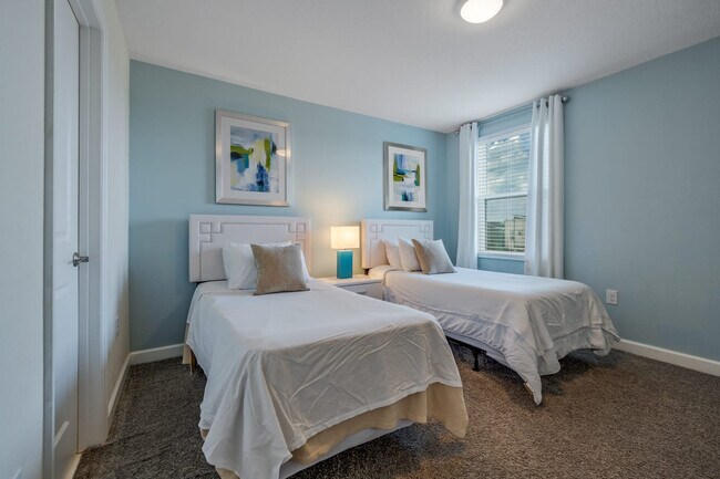 Building Photo - 8849 Cruden Bay Ct