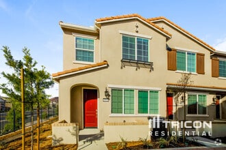 Building Photo - 24641 Tesoro Ct