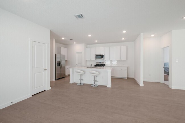 Building Photo - 6958 Dorato Rdg
