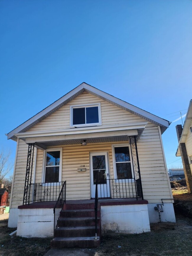 Primary Photo - Spacious 4- Bedroom