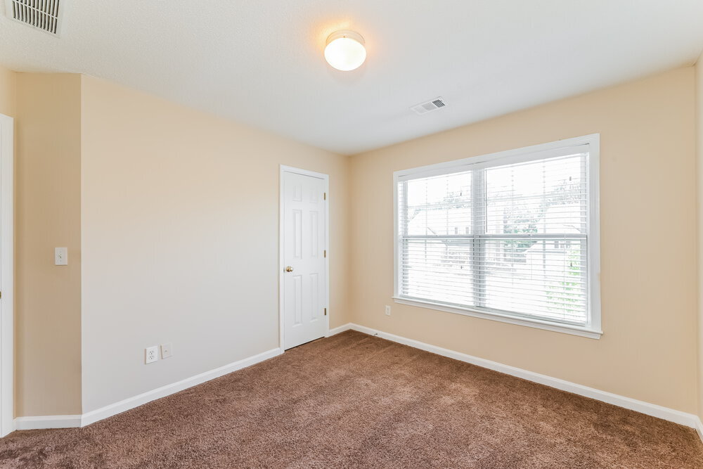 Building Photo - 4375 Ridgefair Dr