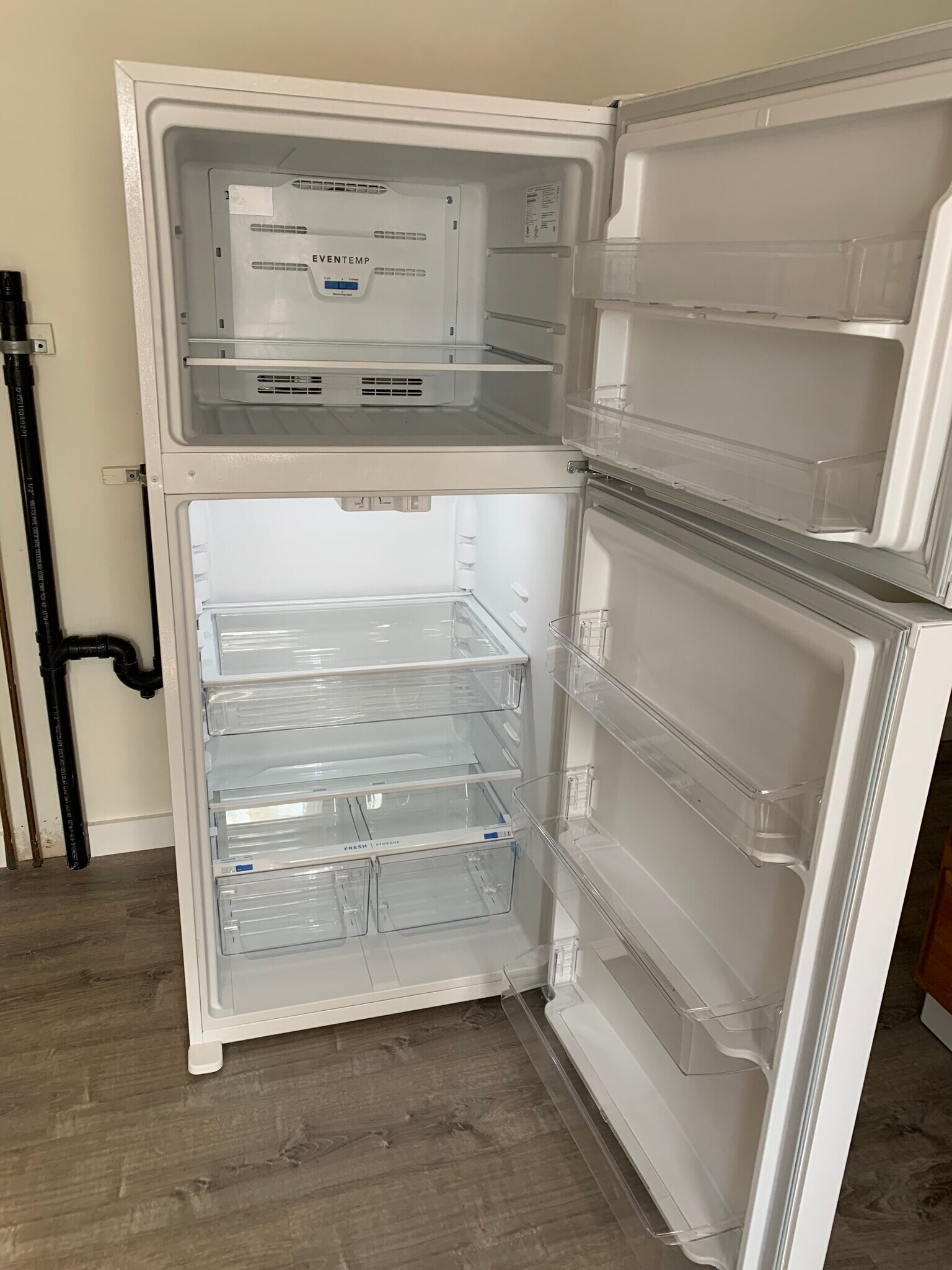 Building Photo - 99 Oxford St N