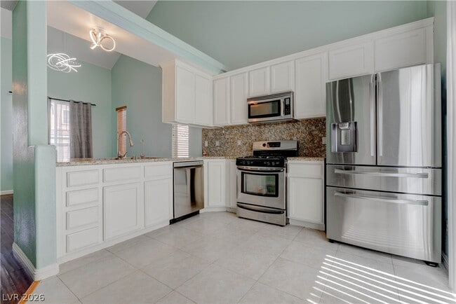 Building Photo - 5999 Quiet Glow Ave