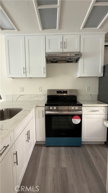 Building Photo - 20 Lakepines