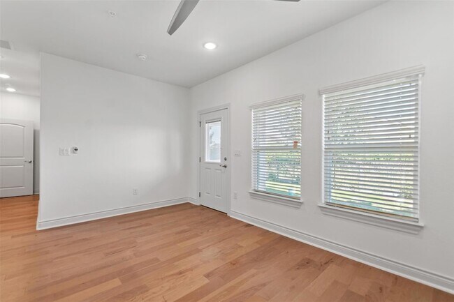 Building Photo - 2105 Tiger Trail