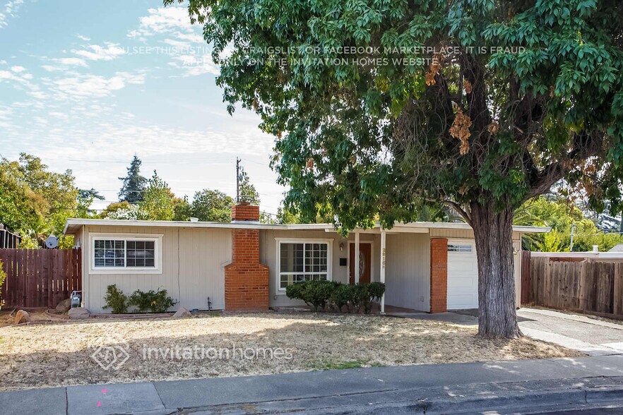 Building Photo - 2816 Glenside Dr