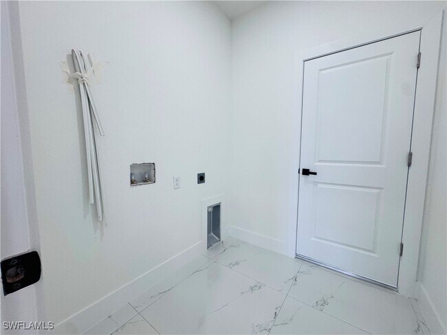 Building Photo - 3304 67th St W