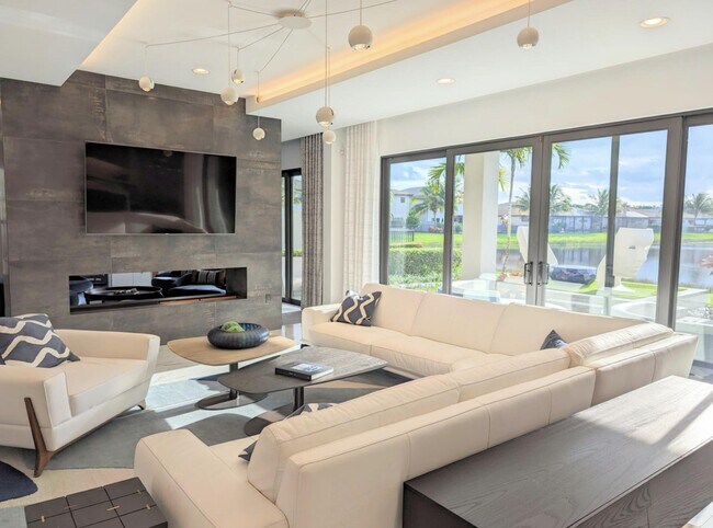 Building Photo - 17299 Pagoda Palms Dr