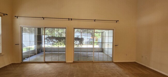 Building Photo - 1571 NW 29 Rd