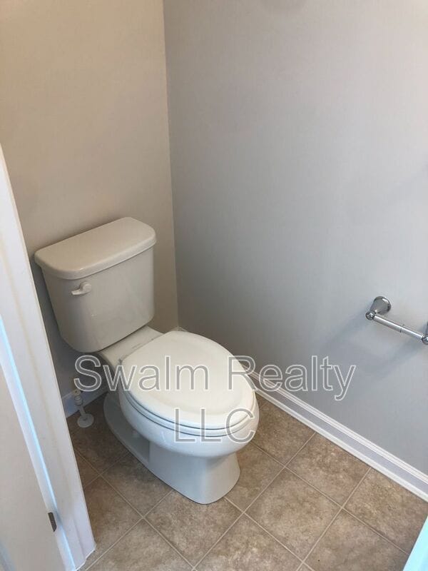Building Photo - 445 Sitka Spruce Ln