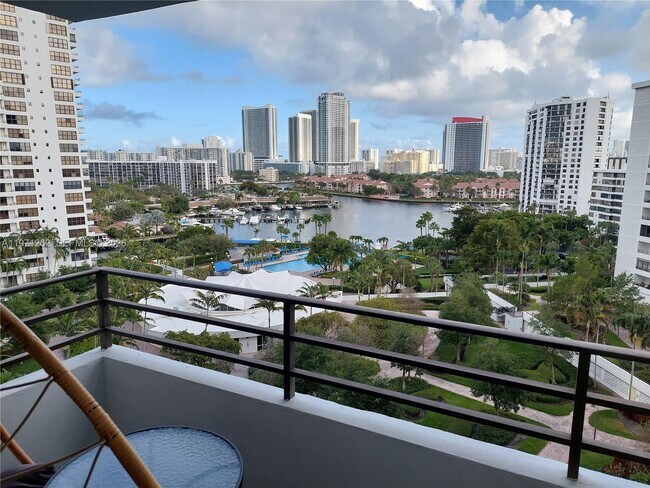 Building Photo - 600 Three Islands Boulevard