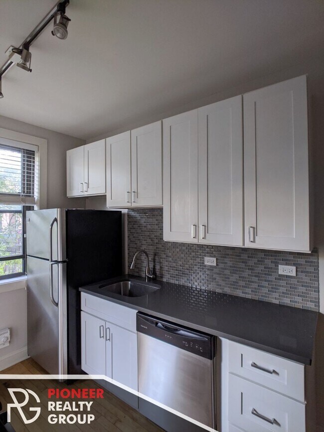 Building Photo - 2319 N Rockwell St