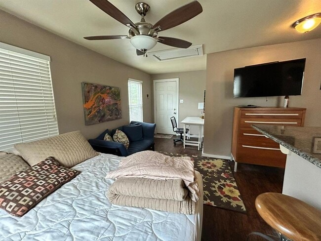 Building Photo - 2348 Dryden Rd