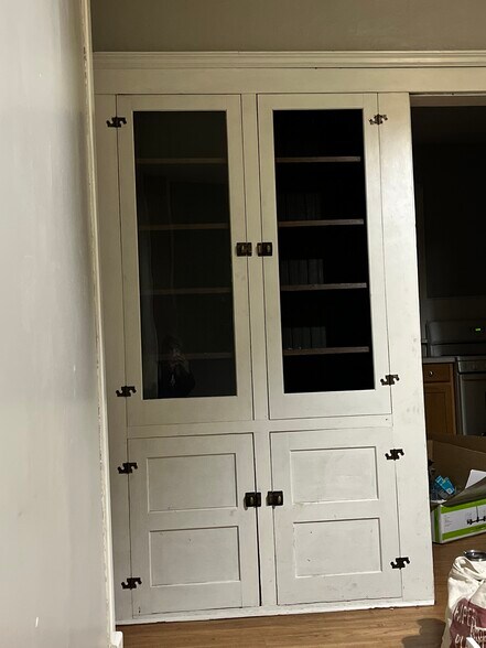 Dining Room Built-ins - 109 Westwood Ave