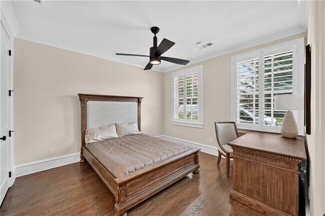 Building Photo - 308 Stonemont Dr NW
