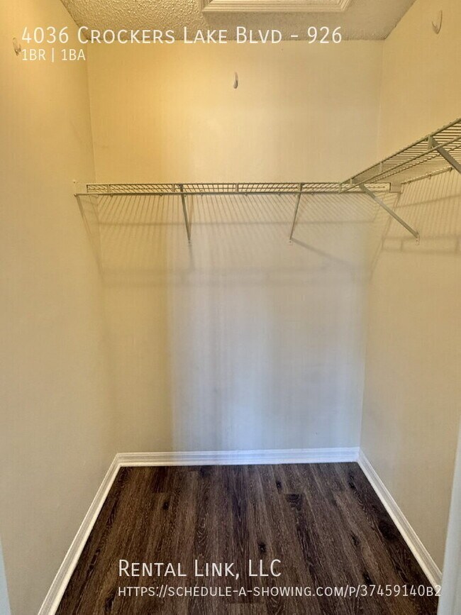 Building Photo - 4036 Crockers Lake Blvd