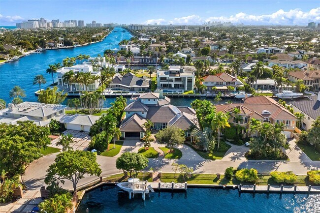 Building Photo - 70 Bay Colony Ln