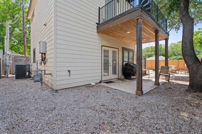 Building Photo - 1603 Willow St