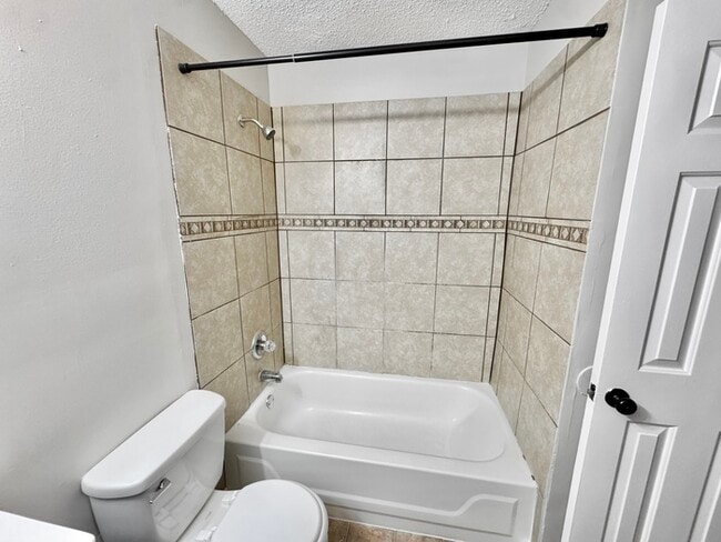 Building Photo - 3914 Longsneck Cove