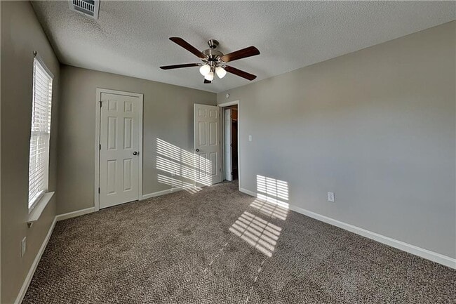 Building Photo - 103 Bonnabel Ct