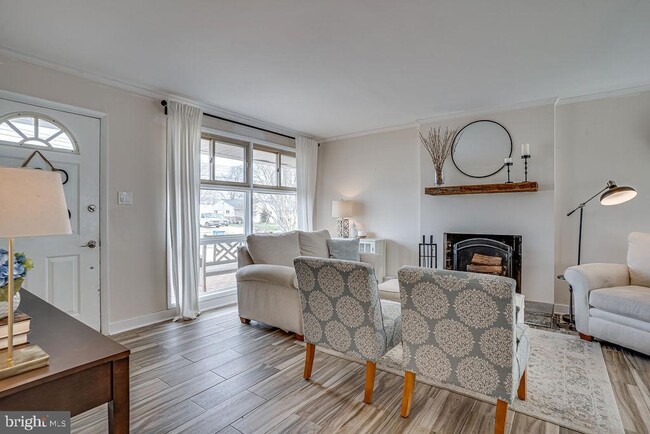 Building Photo - 4801 Apple Tree Dr
