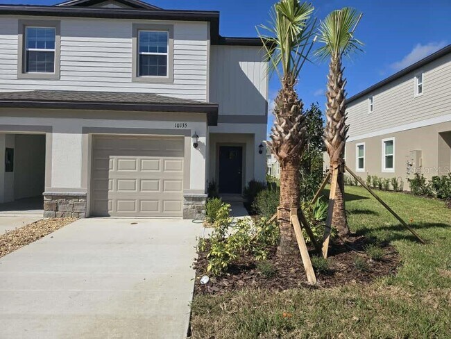 Primary Photo - 10135 Trumpet Honeysuckle Wy