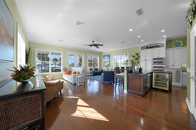 Building Photo - 6751 Portside Ln