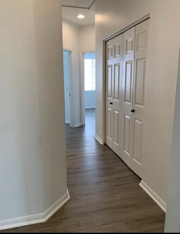 Building Photo - 1460 Rancho Rose Way