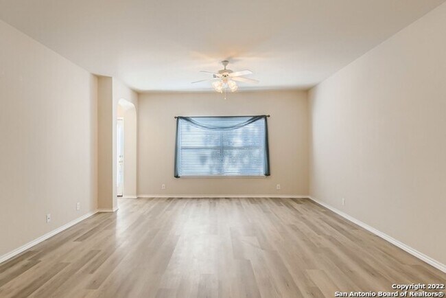 Building Photo - One-Story Beauty in Stone Oak