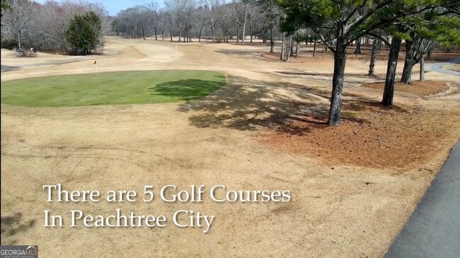 Building Photo - 3042 State St