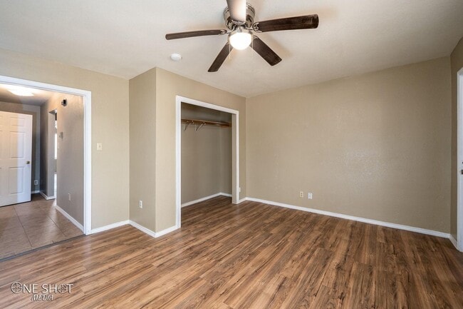 Building Photo - 3632 Clinton St