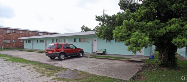 Building Photo - Kassville Apartments