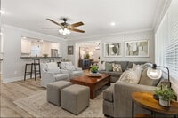 Building Photo - 214 Helena St