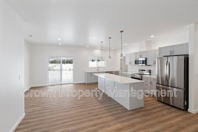 Building Photo - 133 Bench Run