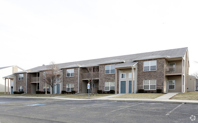 Building Photo - Turnberry Court Apartments