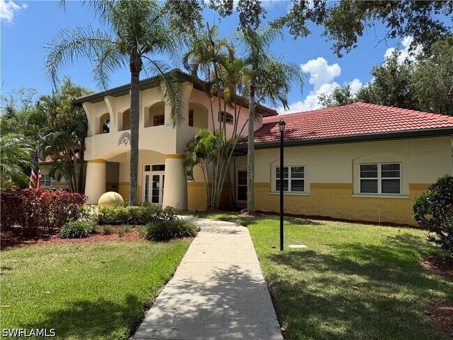 Building Photo - 11500 Villa Grand