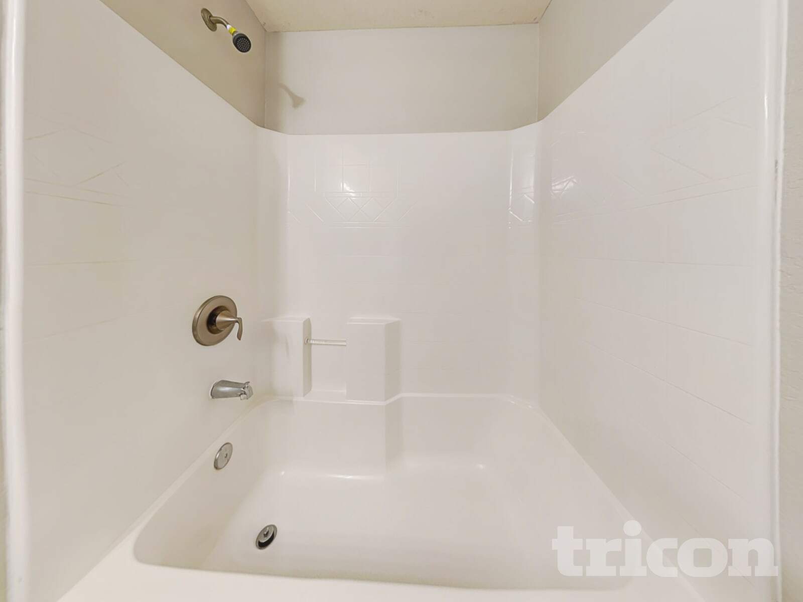 Building Photo - 9627 Jaybird Ln