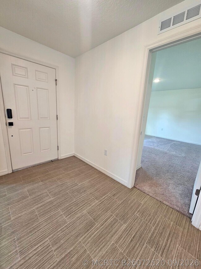 Building Photo - 1465 SW San Esteban Ave