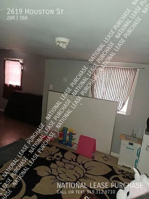 Building Photo - Rent to Own Home with $5500 Down - No Bank...