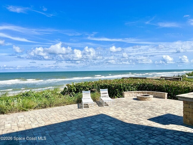 Building Photo - 799 Shell St