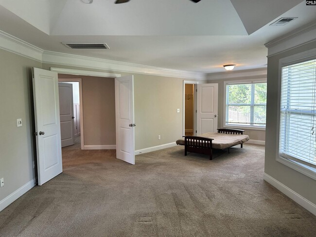 Building Photo - 219 Greenstone Way