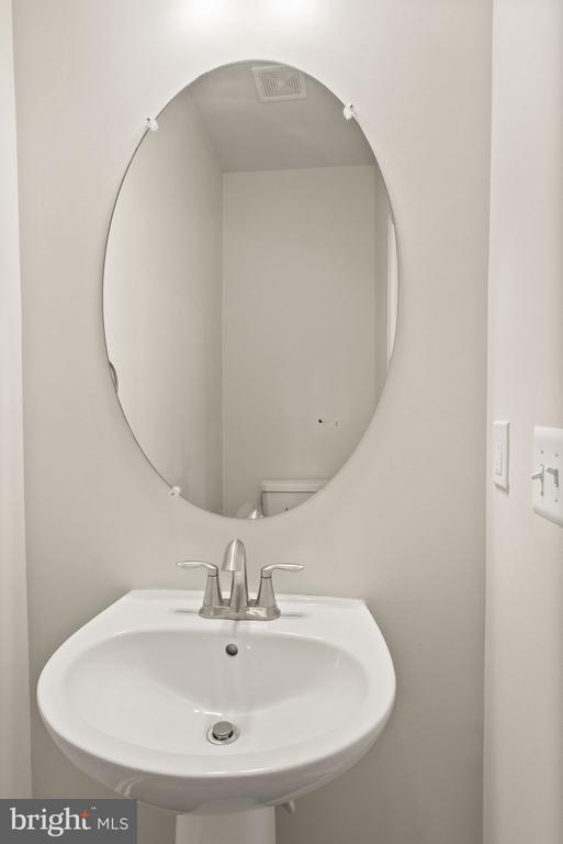 Building Photo - 43430 Stonewood Crossing Ter