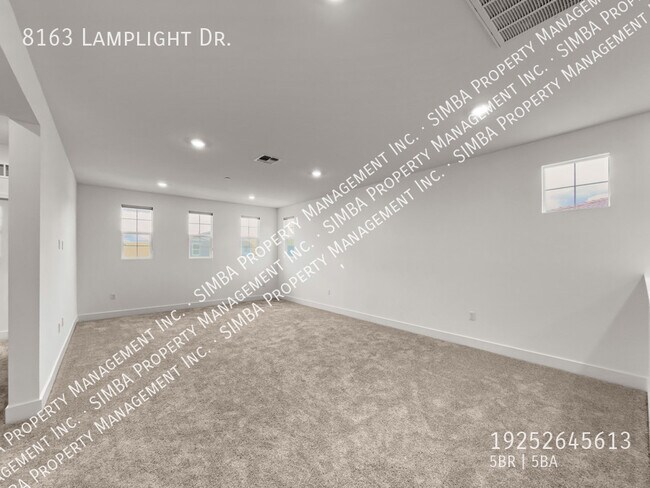 Building Photo - 8163 Lamplight Dr