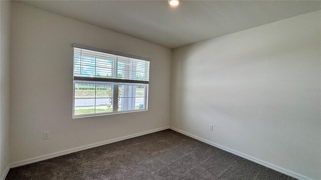 Building Photo - 420 Taylor Grvs St