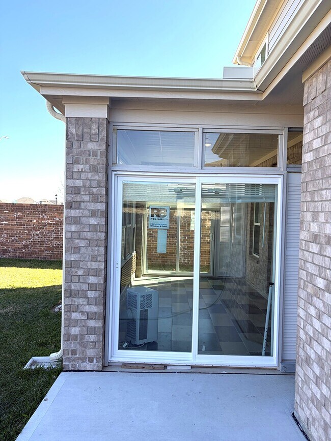 Building Photo - 21114 Montego Bay Dr